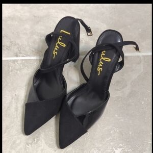 Lulus Selenaa Black Suede Pointed-toe Ankle Strap Pumps - Size 6